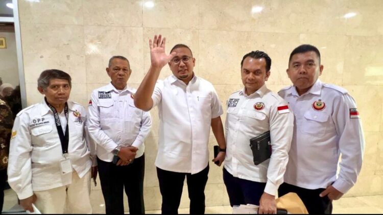 Andre Rosiade memfasilitasi kasus tewasnya Rahmad Vaisandri dibahas di Komisi III DPR RI. (Foto: Istimewa)