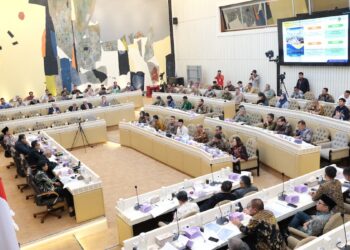 Kementerian ATR/BPN Tuai Berbagai Apresiasi dalam Rapat Kerja Bersama Komisi II DPR RI 1 Dengar pendapat Komisi II DPR RI dengan Kementerian ATR/BPN. (dok. Humas)