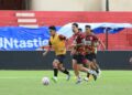 Para pemain Semen Padang FC menggelar latihan jelang laga melawan PSS Sleman. (dok. MO SPFC)