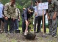 Dukung Kelestarian Hutan dan Kebijakan Nasional, Pemprov Sumbar Gelar Program Penanaman Pohon Serentak 7 Penanaman pohon serentak di Provinsi Sumatera Barat. (dok. adpsb)