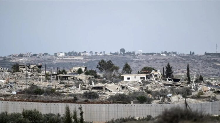 Israel Serang Lebanon Timur, Langgar Gencatan Senjata yang Sudah Berlaku sejak November 1 Tentara Israel melakukan 19 pelanggaran perjanjian gencatan senjata dengan Lebanon pada Rabu (8/1/2025), sehingga total pelanggaran sejak perjanjian itu berlaku pada 27 November tahun lalu mencapai 432 kasus. /ANTARA/Anadolu/py