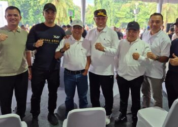 Gubernur Mahyeldi kumpulkan Kepala Daerah yang menang Pilkada Sumbar di Jakarta. (dok. adpsb)