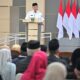 Gubernur Mahyeldi saat memberikan arahan di rapat evaluasi Adinata Syariah 2025. (dok. adpsb)