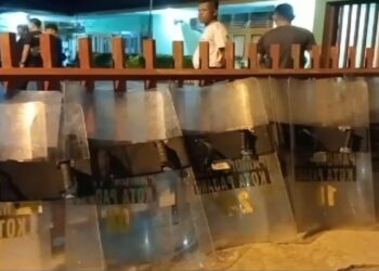 Penertiban PKL di Permindo Padang Ricuh, Bentrokan Timbulkan Korban di Kedua Belah Pihak