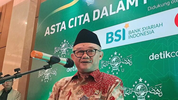 Mendikdasmen Abdul Mu'ti saat ditemui usai acara sarasehan bersama Nahdlatul Ulama (NU) di Jakarta pada Selasa (4/2/2025). ANTARA/Lintang Budiyanti Prameswari/aa.