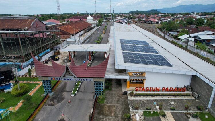 Dukung Energi Hijau, KAI Sumbar Gunakan PLTS di Stasiun Padang 1 KAI Divre II Sumbar Stasiun Padang. (dok. Humas)