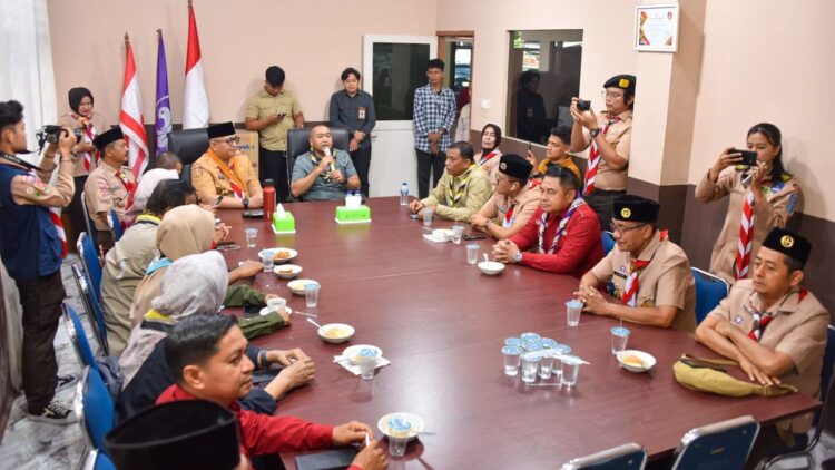 Kwarcab Padang menerima kunjungan dari Kwarda Sumbar. (dok. Prokopim)