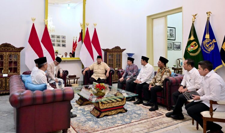 Presiden Prabowo Subianto menerima kunjungan Pengurus Besar Nahdlatul Ulama (PBNU) di Istana Merdeka, Jakarta, pada Senin, 3 Februari 2025. (Foto: Rusman - Biro Pers Sekretariat Presiden)