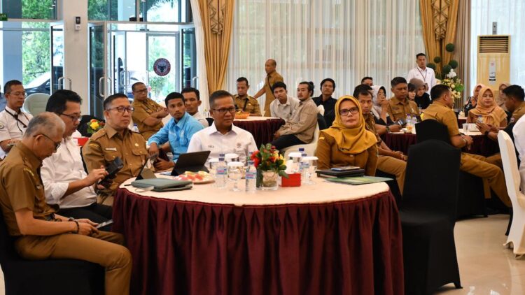 Semen Padang gelar rakor pengelolaan sampah bersama Pemprov Sumbar, Pemko Padang dan stakeholder terkait. (dok. Humas)