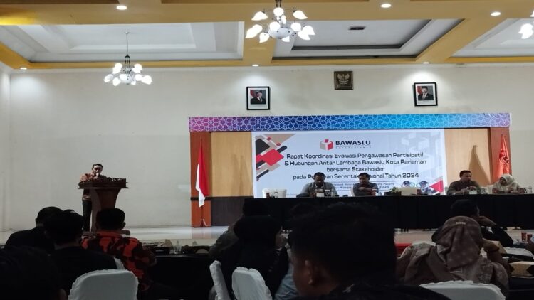 Rapat Koordinasi Evaluasi Pengawasan Partisipatif dan Hubungan Antarlembaga Bawaslu Pariaman bersama stakeholder pada pemilihan serentak tahun 2024, Sabtu (1/2/2025) hingga Minggu (2/2/2025). (Foto: Istimewa)