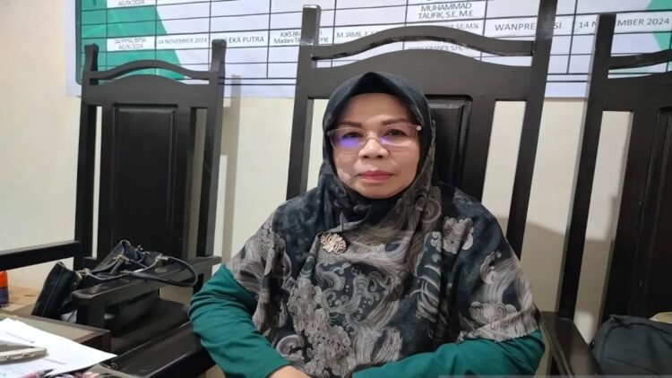 Sekretaris Dinas Koperasi dan Usaha Kecil Menengah Agam Nelfia Fauzana. Dok Antara/Yusrizal