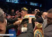 Dmitry Bivol Rebut Gelar Juara Sejati, Kalahkan Artur Beterbiev dalam Pertarungan Epik di Riyadh