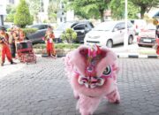 Meriahkan Imlek, BRI BO Padang Gelar Pertunjukan Barongsai