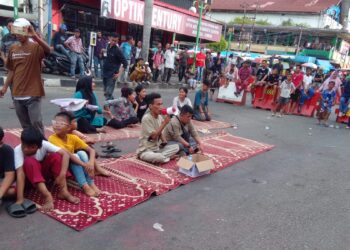 Demo PKL Permindo Pasar Raya Padang. (dok. istimewa)