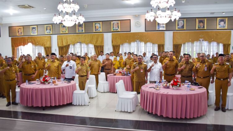 Pj Wako Padang Tingkatkan Efektifitas dan Efisiensi Penggunaan Anggaran 1 Entry meeting BPKP Sumbar terkait efisiensi anggaran. (dok. Prokopim)