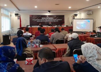 Media gathering KI Sumbar gandeng KPU Solok Selatan. (dok. istimewa)