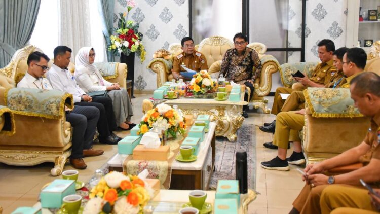 Pertemuan Pemko Padang dan perwakilan BPK RI. (dok. Prokopim)