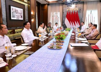 Rapat terbatas terkait persiapan pangan Nasional jelang Ramadan. (dok. PCO RI)