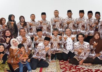 Buka Bersama Wawako Padang dengan pengurus Kwarda 03 Sumbar. (dok. Prokopim)
