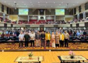 Dirkeu PT Semen Padang Beri Pembekalan kepada Calon Wisudawan UNP