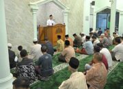 Tarawih di Masjid Al Muhajirin Tabing, Gubernur Mahyeldi Ingatkan Ramadhan sebagai Sarana Bertaqwa