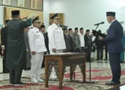 Lantik Bupati dan Wabup Pasbar, Gubernur Mahyeldi Ingatkan Pentingnya Kekompakan