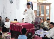 Safari Ramadhan ke Nagari Salayo Tanang, Gubernur Mahyeldi Serahkan Sejumlah Bantuan