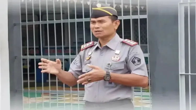 Rutan Lubuk Sikaping Usulkan 83 Warga Binaan Terima Remisi Idul Fitri 1446 H 1 Kepala Rutan Kelas IIB Lubuk Sikaping Resman Hanafi, Rabu (19/3/2025).ANTARA/Heri Sumarno