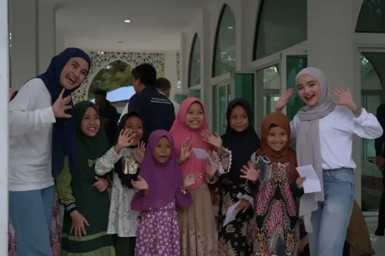 Lewat Sobat Aksi Ramadan 2025 PalmCo Tebarkan Kebaikan di Masjid maupun Ponpes Sumut dan Riau 1 IMG 20250320 WA0277