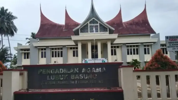 Kantor Pengadilan Agama Lubuk Basung, Kabupaten Agam. Kasus perceraian meningkat di Agam. Dok Antara/Yusrizal