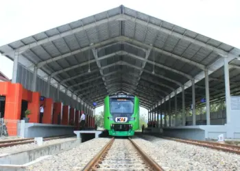 Kereta Api menuju Bandara Internasional Minangkabau (BIM) di Stasiun. (dok. Humas KAI)