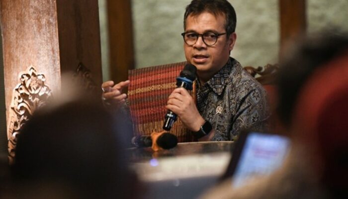 Nezar Patria: Riset AI Kunci Indonesia Jadi Pencipta Solusi, Bukan Sekadar Pengguna Teknologi