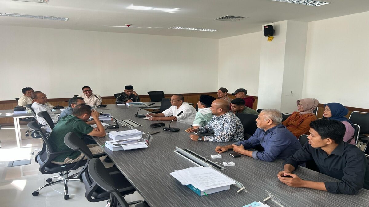 DPRD Padang Bahas LKPj Wali Kota 2024, Soroti Kinerja OPD dan Program Kesejahteraan Masyarakat 3 PANSUS 2