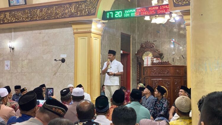 Masjid Raya Gadur yang Berdiri Sejak 1901 Didatangi Wagub untuk Pertama Kali 1 Safari Ramadhan Wagub Vasko ke Masjid Gadur. (dok. adpsb)