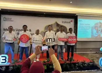 IOH Perkuat Jaringan dan Berdayakan Masyarakat di Sumatera Tengah 10 Jajaran eksekutif IOH saat buka bersama awak media di Padang. (dok. istimewa)
