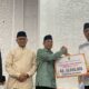 Wagub Vasko serahkan bantuan Safari Ramadhan Pemprov Sumbar. (dok. adpsb)