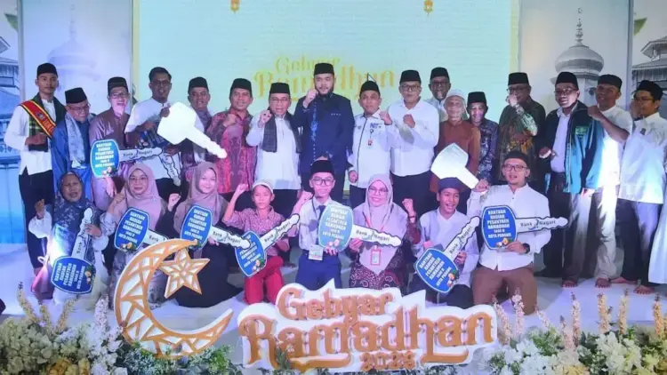 Wako Fadly Amran tutup acara Gebyar Ramadan 2025. (dok. Prokopim)