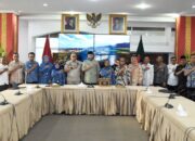 Terima Kunjungan Kepala Ombudsman Sumbar, Wako Fadly: Tingkatkan Kualitas Layanan Publik