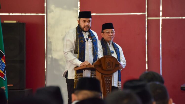 Pulang dari Retret, Wali Kota Fadly Amran Siap Pasang Badan untuk Kota Padang 1 Wali Kota Fadly Amran sampai di Padang pulang dari retret Kepala Daerah. (dok. Prokopim)