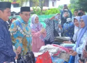 Hadiri Festival Ramadan 2025 di Kantor Kemenag Kota Padang, Wawako Serahkan Bantuan Sembako