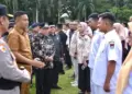 Wawako Padang Hadiri Apel Gelar Pasukan Operasi Ketupat Singgalang 2025 2 Wawako Padang hadir saat apel pasukan Operasi Ketupat Singgalang 2025 di Lapangan Imam Bonjol Padang, Kamis pagi. (dok. Prokopim)
