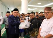 BAZNAS Padang Salurkan 30.000 Paket Sembako untuk Warga