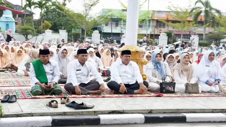 Wako Pariaman Yota Balad menghadiri Tabligh Akbar sekaligus penutupan pembelajaran di bulan Ramadhan. (Foto: Dok. Ist)