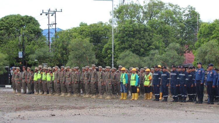 Ratusan ASN dari Sejumlah OPD Pemko Padang Diperbantukan ke Satpol PP 1 Apel personil gabungan sejajaran Pemko Padang. (dok. Humas Satpol PP Padang)