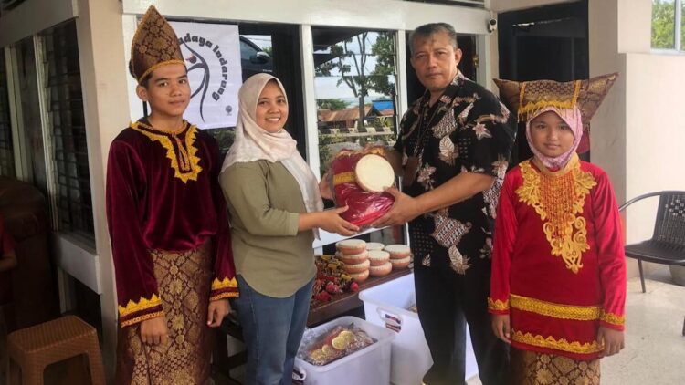Berkat Bantuan Semen Padang, Sanggar Budaya Indarung Kini Tak Lagi Sewa Properti untuk Tampil 1 Bantuan properti untuk sanggar budaya Indarung dari PT Semen Padang. (dok. Humas)