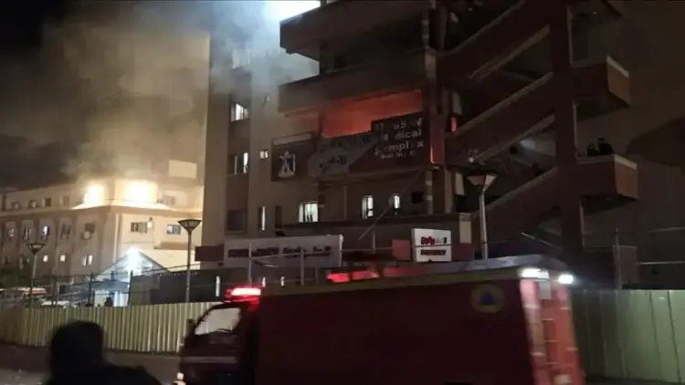 Serangan Udara Israel di Gaza Tewaskan 41 Warga Palestina, Korban Tewas Sejak Oktober Capai 50.021 1 Ilustrasi serbuan Israel ke RS Nasser, Khan Younis, Gaza selatan. /ANTARA/Anadolu/py