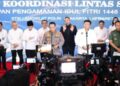 Kapolri Jenderal Listyo Sigit Prabowo usai mengikuti rapat koordinasi lintas sektoral terkait pelaksanaan Operasi Ketupat 2025 yang dipimpin oleh Menko Polkam Budi Gunawan, di Jakarta. (dok. Humas Polri)