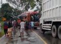 kecelakaan bus Gumarang Jaya dan truk di Jalan Raya Selayo-Padang. (dok. tangkapan layar)