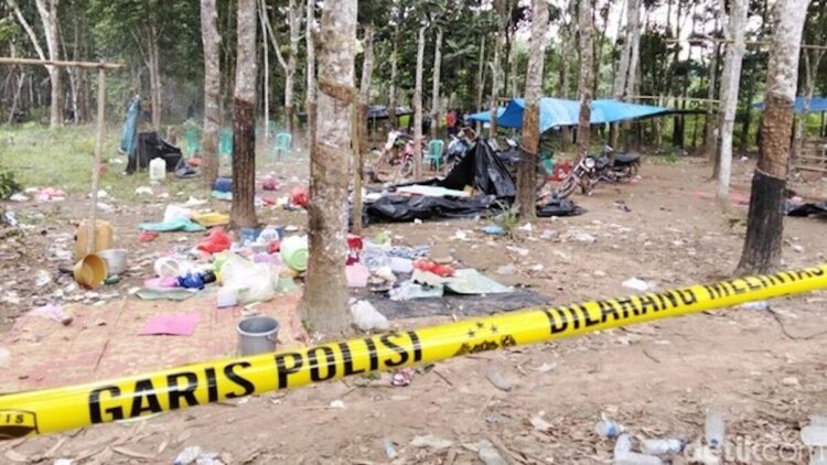 Polda Lampung Gelar Olah TKP Penembakan Tiga Anggota Polres Way Kanan 1 Lokasi lapak sabung ayam tempat penembakan terhadap tiga polisi di Way Kanan, Lampung. (dok. detikcom)