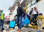 Peserta Mudik Gratis Semen Padang Sampai di Kampung Halaman, Disambut Haru Keluarga